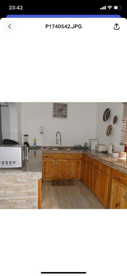 Ogumka, Self Catering , Beoliere, Mahe Hotel Victoria Ngoại thất bức ảnh