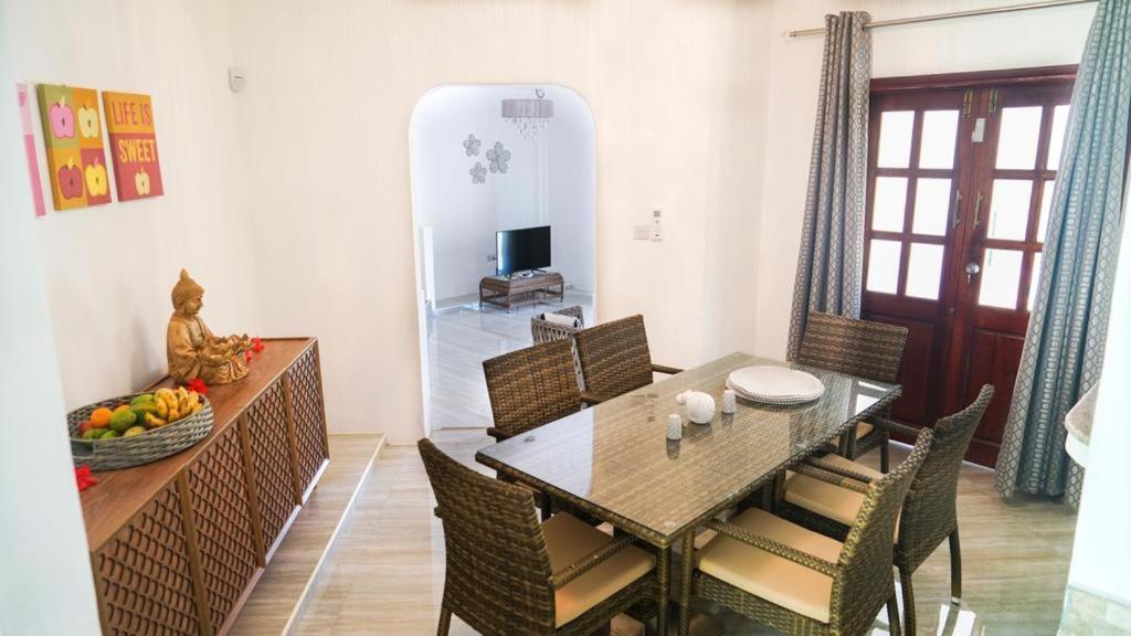 Ogumka, Self Catering , Beoliere, Mahe Hotel Victoria Ngoại thất bức ảnh